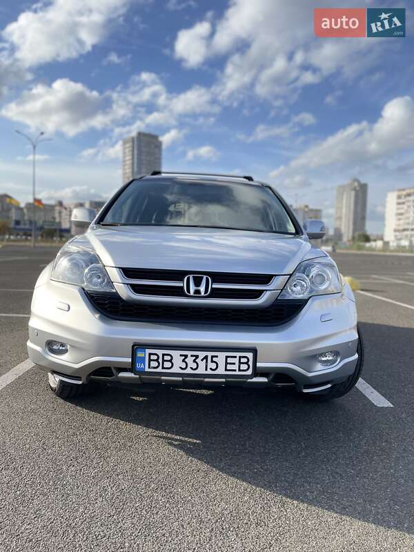 Внедорожник / Кроссовер Honda CR-V 2011 в Киеве