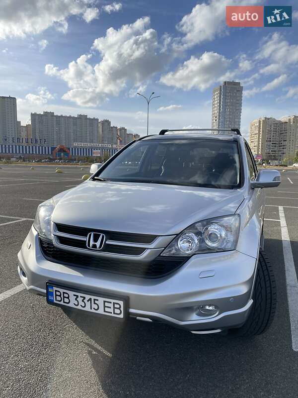 Внедорожник / Кроссовер Honda CR-V 2011 в Киеве