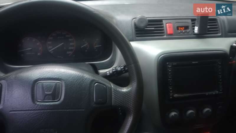 Внедорожник / Кроссовер Honda CR-V 1999 в Сумах