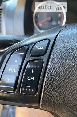 Внедорожник / Кроссовер Honda CR-V 2010 в 