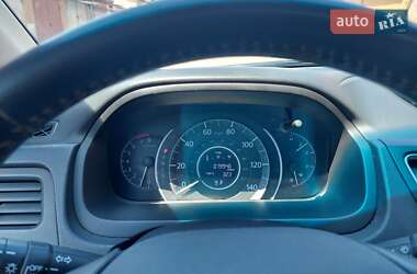 Позашляховик / Кросовер Honda CR-V 2015 в 