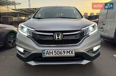 Позашляховик / Кросовер Honda CR-V 2016 в Києві