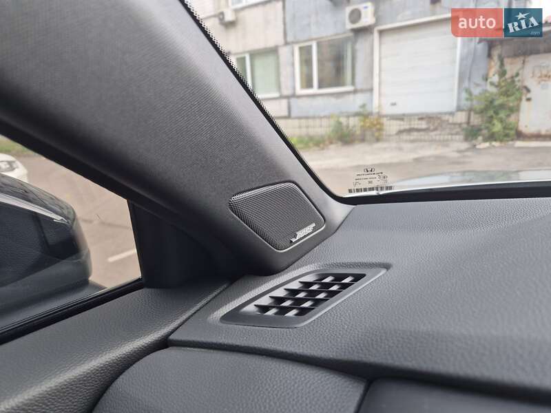 Внедорожник / Кроссовер Honda CR-V 2023 в Киеве