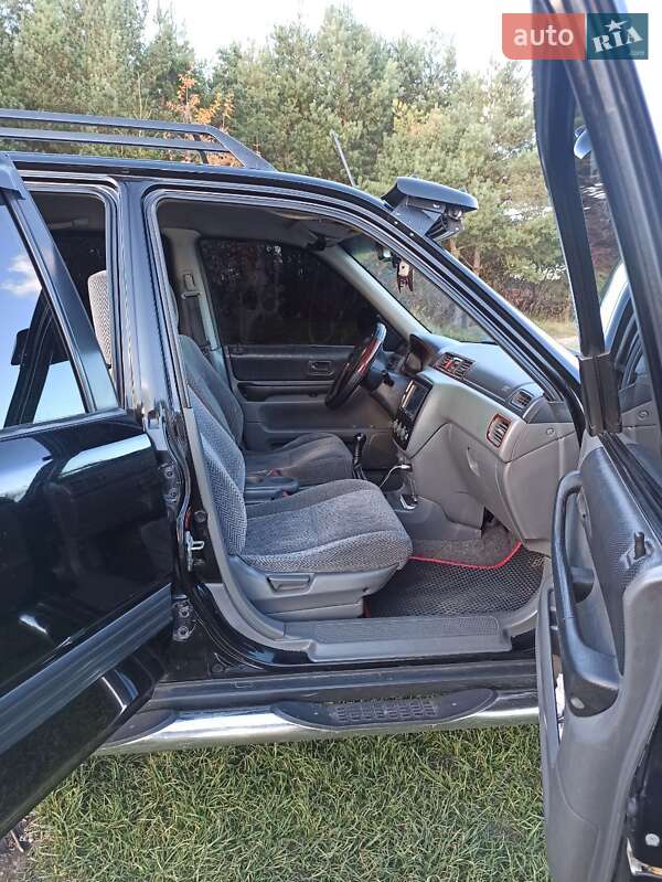 Позашляховик / Кросовер Honda CR-V 1998 в Демидівці