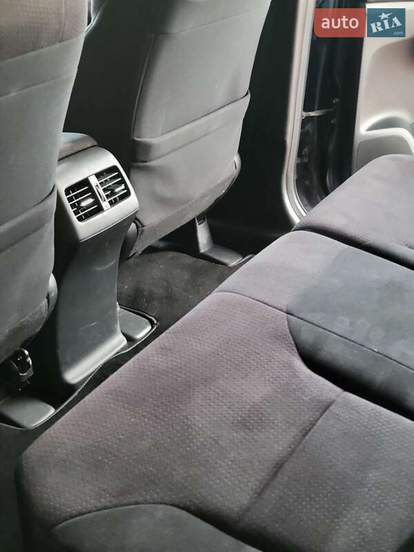 Внедорожник / Кроссовер Honda CR-V 2013 в Збараже