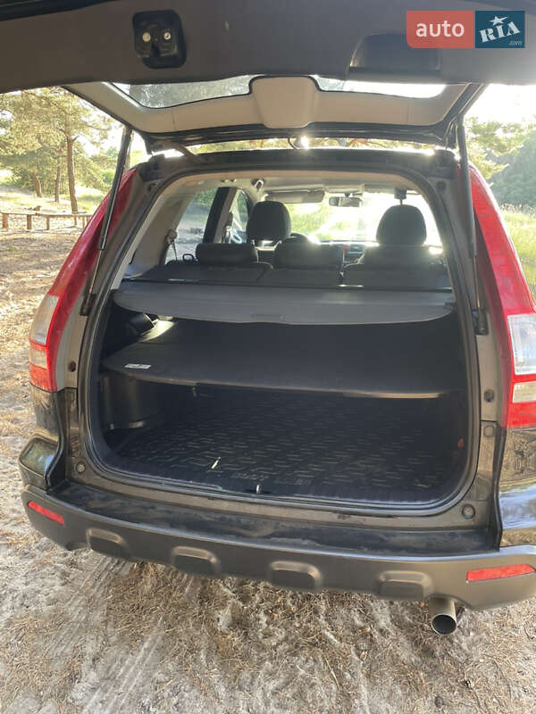 Внедорожник / Кроссовер Honda CR-V 2008 в Новых Санжарах