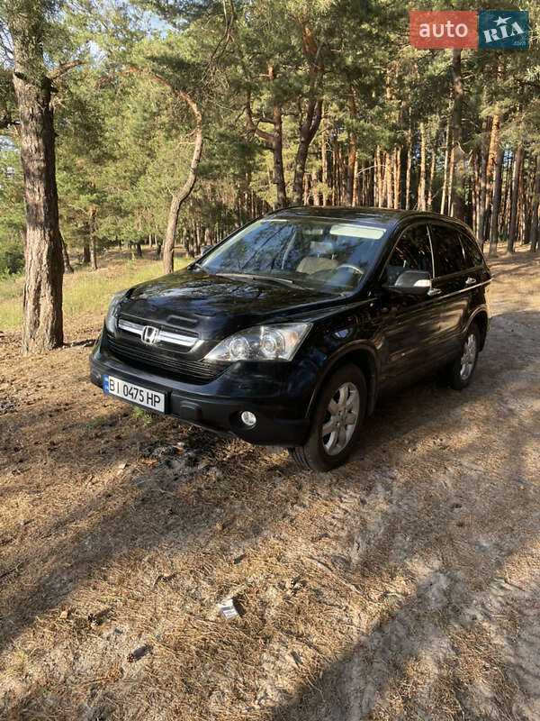 Внедорожник / Кроссовер Honda CR-V 2008 в Новых Санжарах