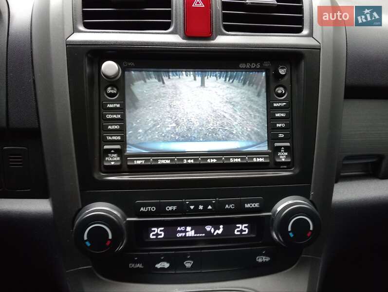 Внедорожник / Кроссовер Honda CR-V 2007 в Кременчуге