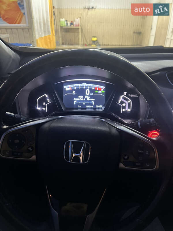 Внедорожник / Кроссовер Honda CR-V 2017 в Одессе