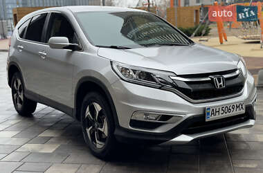 Позашляховик / Кросовер Honda CR-V 2016 в Києві