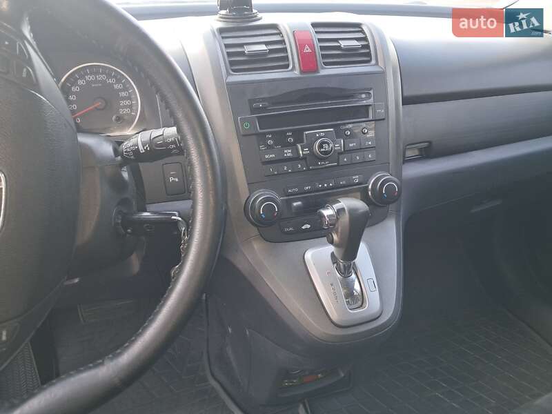 Внедорожник / Кроссовер Honda CR-V 2011 в Кельменцах