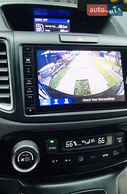 Позашляховик / Кросовер Honda CR-V 2015 в 