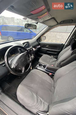 Внедорожник / Кроссовер Honda CR-V 2006 в 