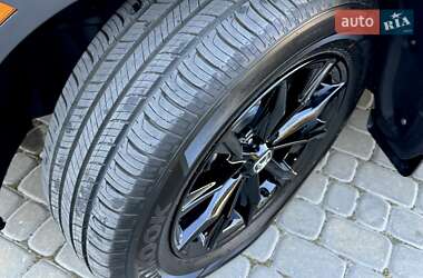 Внедорожник / Кроссовер Honda CR-V 2023 в 