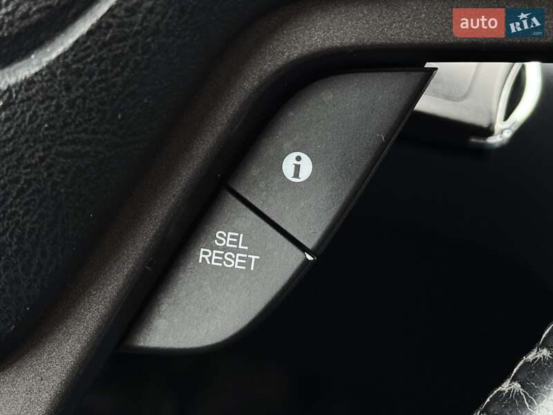 Позашляховик / Кросовер Honda CR-V 2011 в Дніпрі