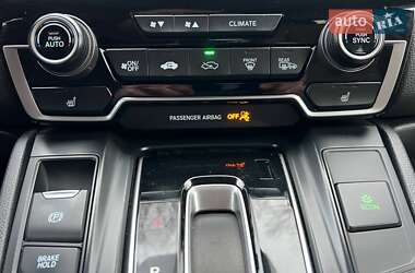 Внедорожник / Кроссовер Honda CR-V 2018 в 