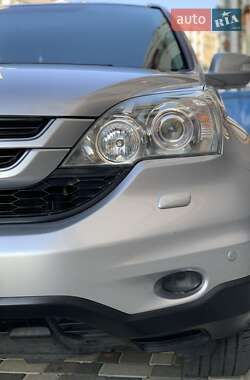 Внедорожник / Кроссовер Honda CR-V 2011 в Ивано-Франковске