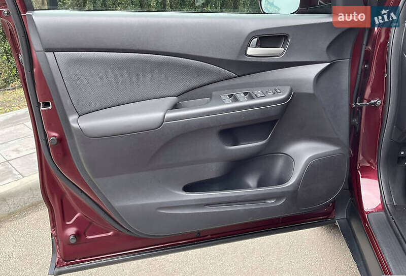 Внедорожник / Кроссовер Honda CR-V 2016 в Киеве