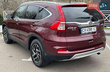 Внедорожник / Кроссовер Honda CR-V 2016 в Киеве