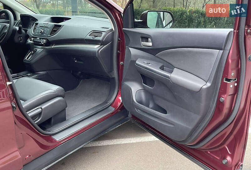 Внедорожник / Кроссовер Honda CR-V 2016 в Киеве