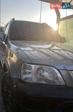 Позашляховик / Кросовер Honda CR-V 1998 в 