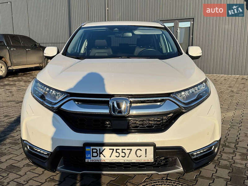 Внедорожник / Кроссовер Honda CR-V 2023 в Млинове
