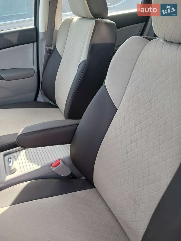 Внедорожник / Кроссовер Honda CR-V 2014 в Тернополе