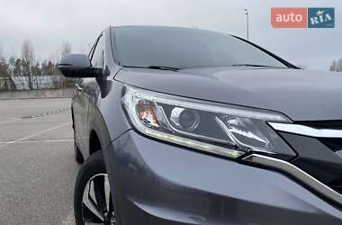 Внедорожник / Кроссовер Honda CR-V 2015 в 