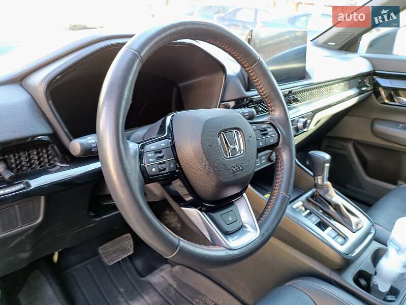 Внедорожник / Кроссовер Honda CR-V 2023 в Черновцах