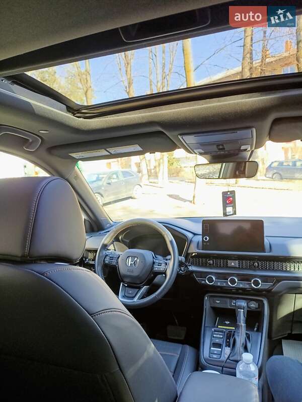 Внедорожник / Кроссовер Honda CR-V 2023 в Черновцах