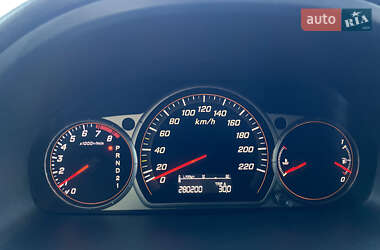 Внедорожник / Кроссовер Honda CR-V 2006 в 