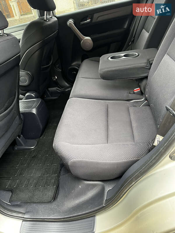 Внедорожник / Кроссовер Honda CR-V 2007 в Липовце