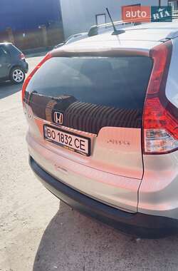 Внедорожник / Кроссовер Honda CR-V 2012 в 