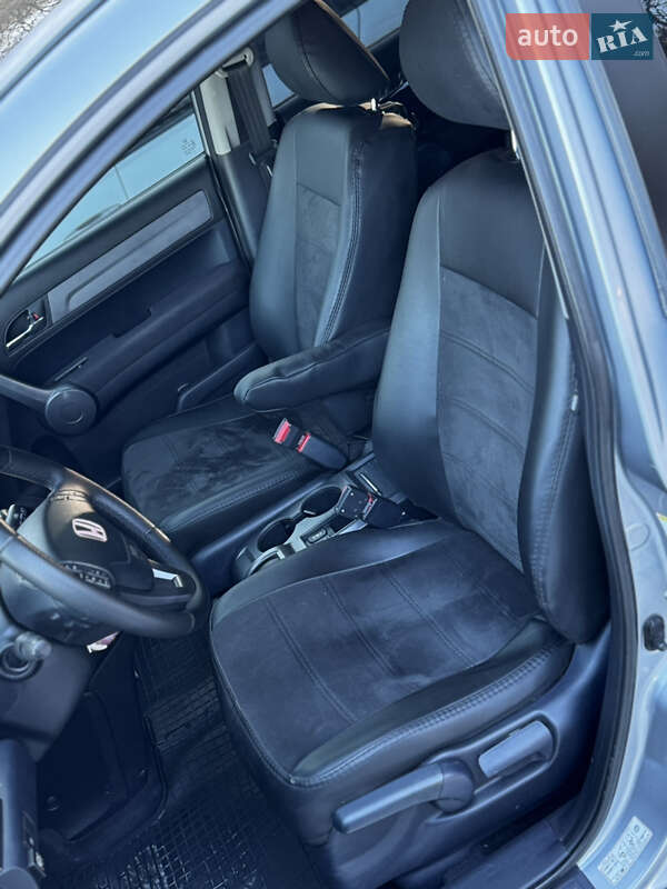 Внедорожник / Кроссовер Honda CR-V 2008 в Тернополе