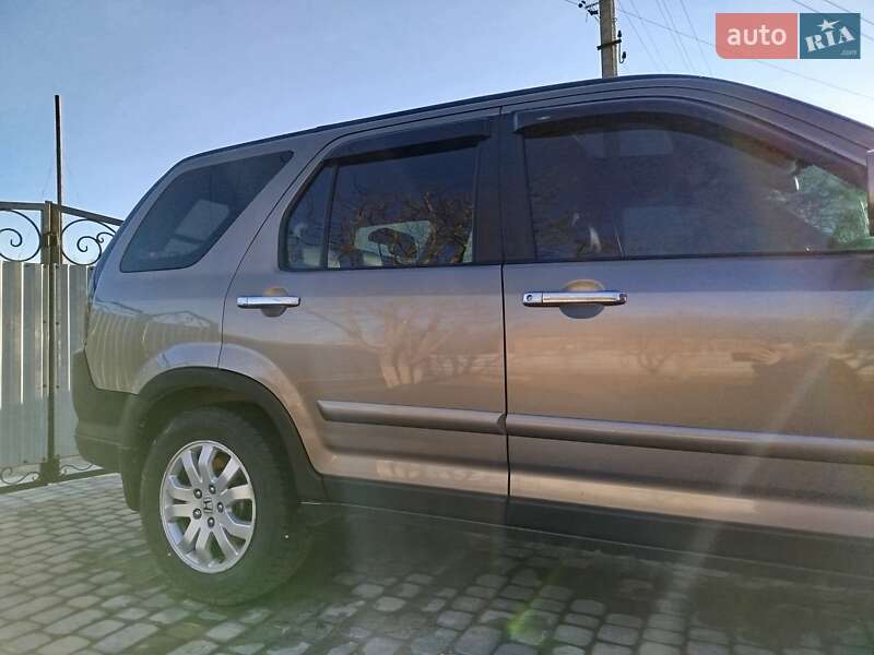 Внедорожник / Кроссовер Honda CR-V 2005 в Зборове