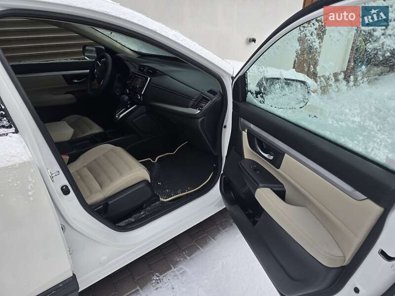 Внедорожник / Кроссовер Honda CR-V 2018 в Ровно