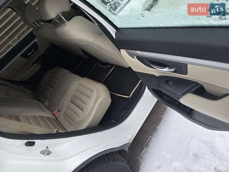 Внедорожник / Кроссовер Honda CR-V 2018 в Ровно