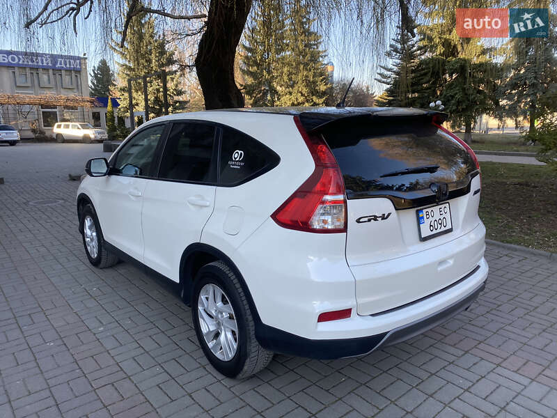 Внедорожник / Кроссовер Honda CR-V 2015 в Тернополе