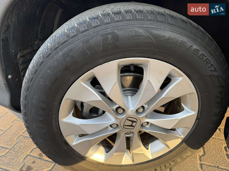 Позашляховик / Кросовер Honda CR-V 2014 в Житомирі