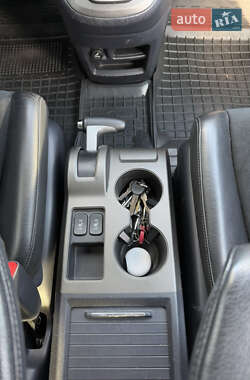 Позашляховик / Кросовер Honda CR-V 2011 в 
