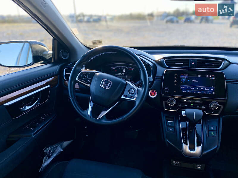 Внедорожник / Кроссовер Honda CR-V 2022 в Новояворовске