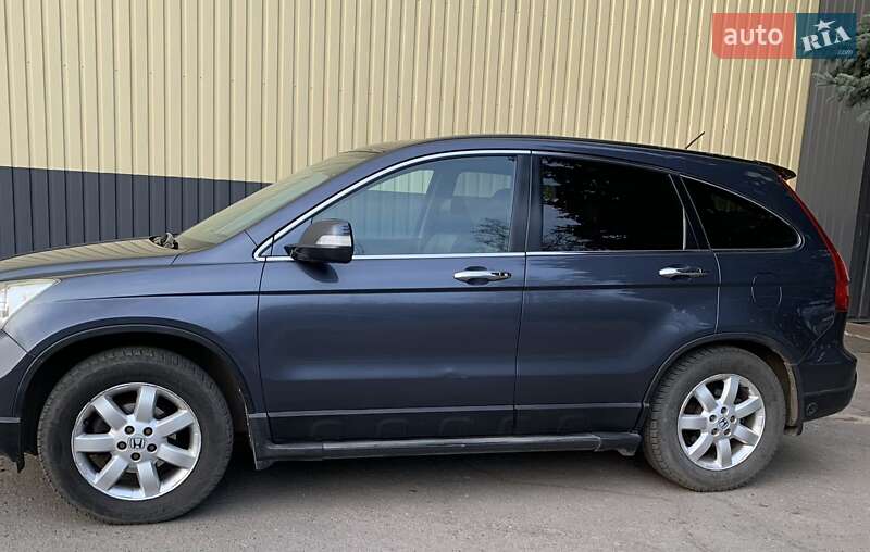 Внедорожник / Кроссовер Honda CR-V 2007 в Лубнах