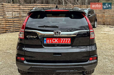 Позашляховик / Кросовер Honda CR-V 2016 в 
