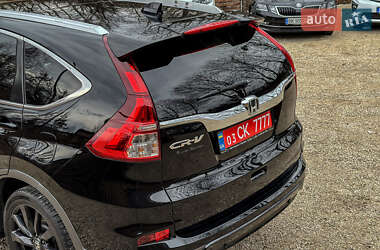 Позашляховик / Кросовер Honda CR-V 2016 в 