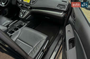 Позашляховик / Кросовер Honda CR-V 2016 в 