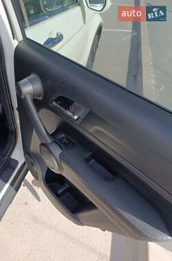 Внедорожник / Кроссовер Honda CR-V 2011 в 