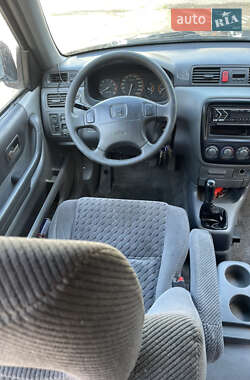 Внедорожник / Кроссовер Honda CR-V 2000 в 