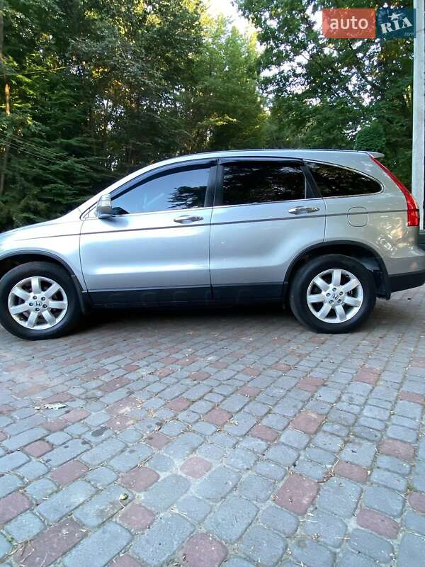 Внедорожник / Кроссовер Honda CR-V 2007 в Дрогобыче