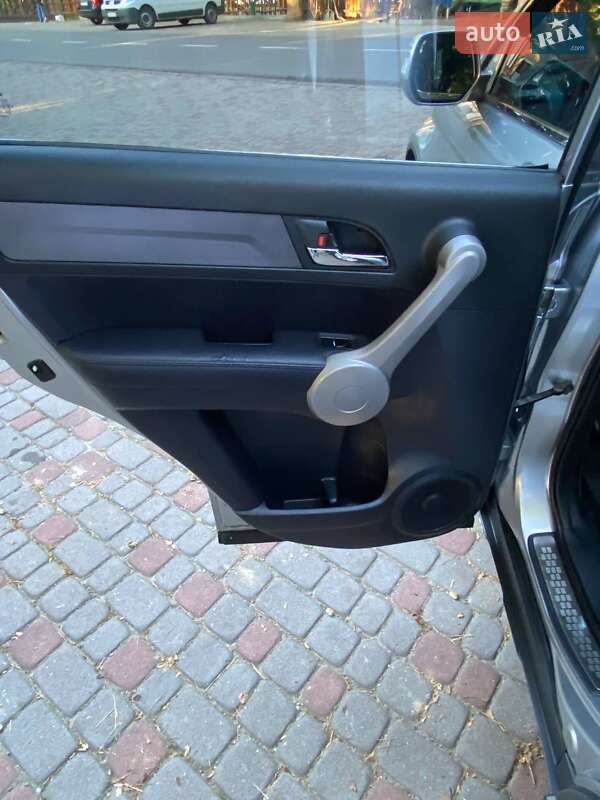 Внедорожник / Кроссовер Honda CR-V 2007 в Дрогобыче