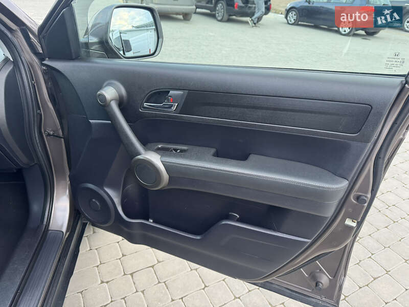 Позашляховик / Кросовер Honda CR-V 2011 в Коломиї